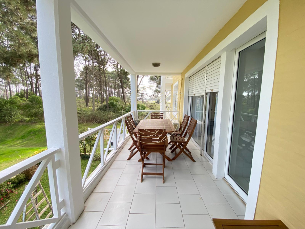 Apartamento ID.21092597 - Apartamento de 2 dorm en venta ubicado en la parada 39 de la brava
