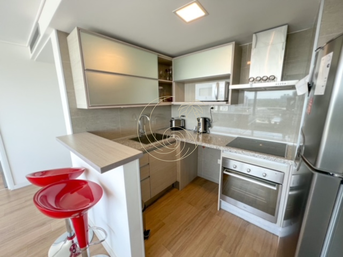 Apartamento ID.21092016 - Departamento en venta de 2 dormitorios en Punta del Este , a 200 mts del mar