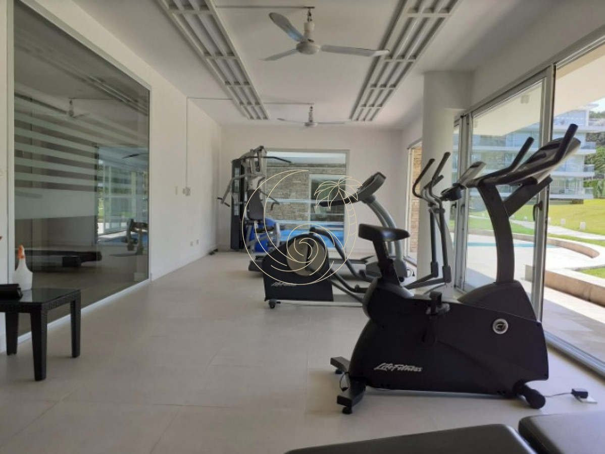 Apartamento ID.21092985 - ALQUILER TEMPORADA, Penthouse, playa brava punta del este