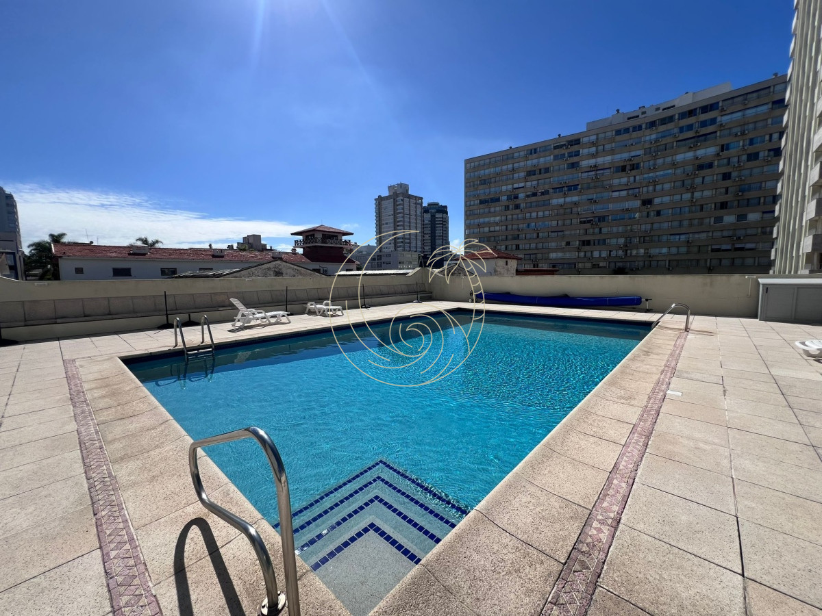 Apartamento ID.21092545 - APTO EN VENTA EN PENINSULA CON VISTA AL MAR DE 2 DORMITORIOS