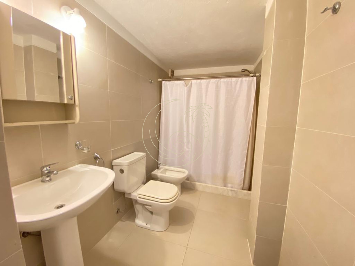 Apartamento ID.21092358 - Apartamento de 3 dormitorios en venta en Montoya, La barra.
