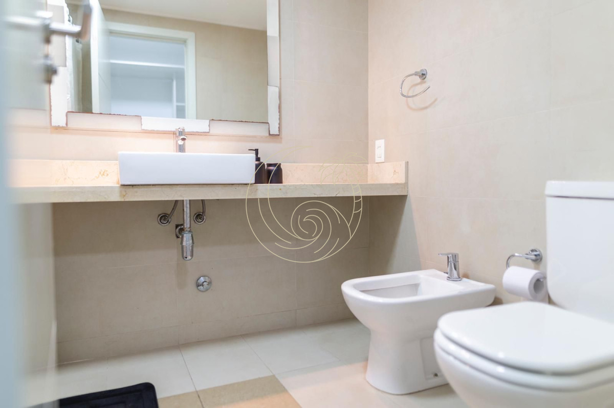 Apartamento ID.21091945 - DEPTO DE 3 DORMITORIOS EN PENINSULA A 200 MTS DEL MAR