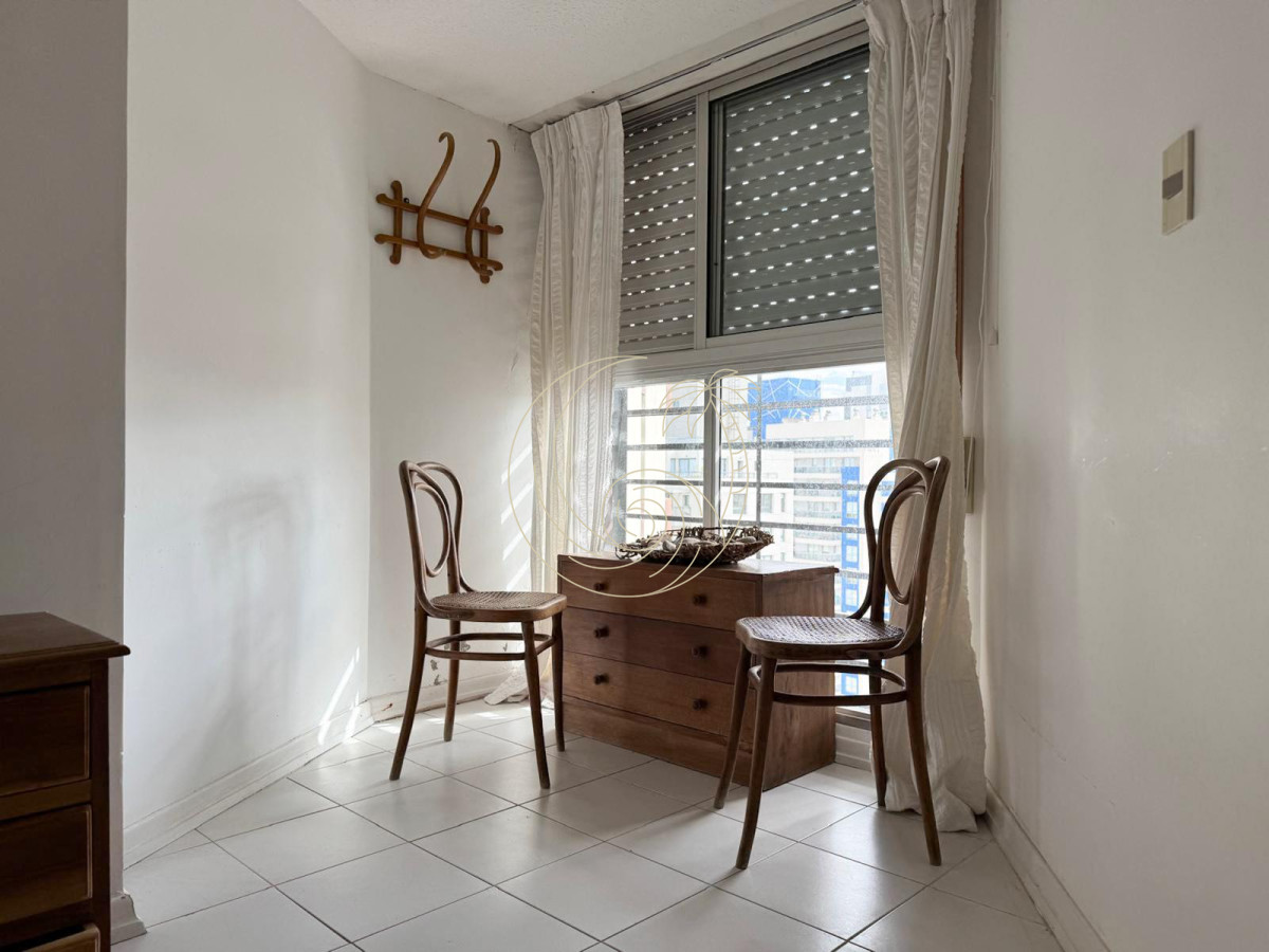 Apartamento ID.21092888 - TORRE CRISTAL, PRIMERA LINEA AL MAR 