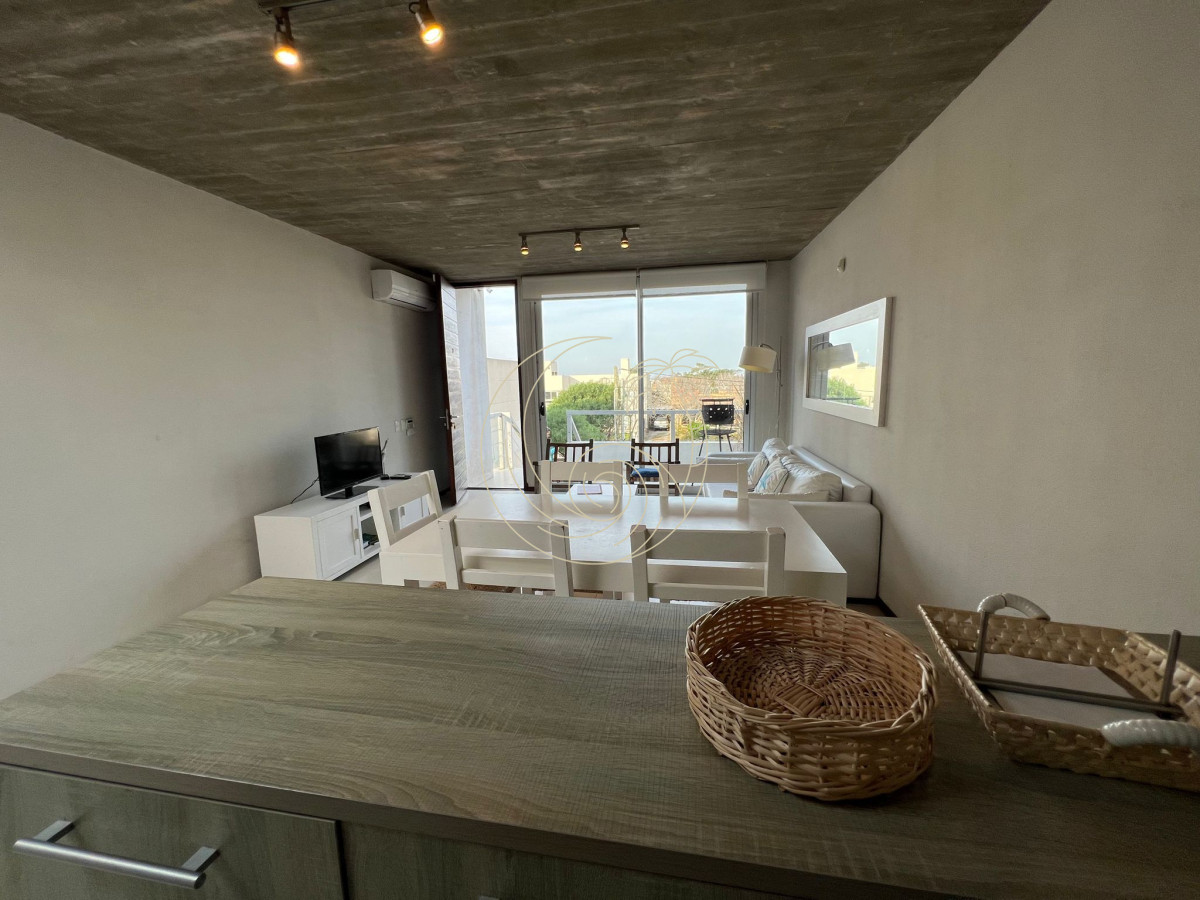 Apartamento ID.21092452 - DEPARTAMENTO DE 2 DORM EN MANANTIALES A 2 CUADRAS DEL MAR