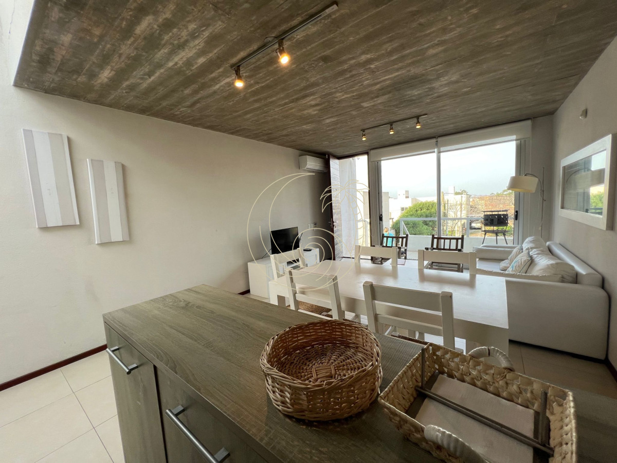 Apartamento ID.21092452 - DEPARTAMENTO DE 2 DORM EN MANANTIALES A 2 CUADRAS DEL MAR
