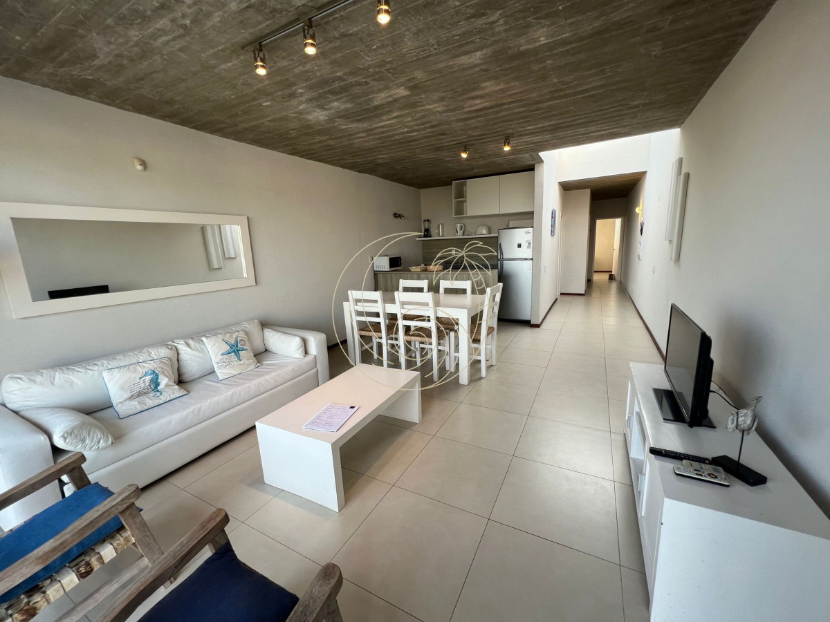 Apartamento ID.21092452 - DEPARTAMENTO DE 2 DORM EN MANANTIALES A 2 CUADRAS DEL MAR