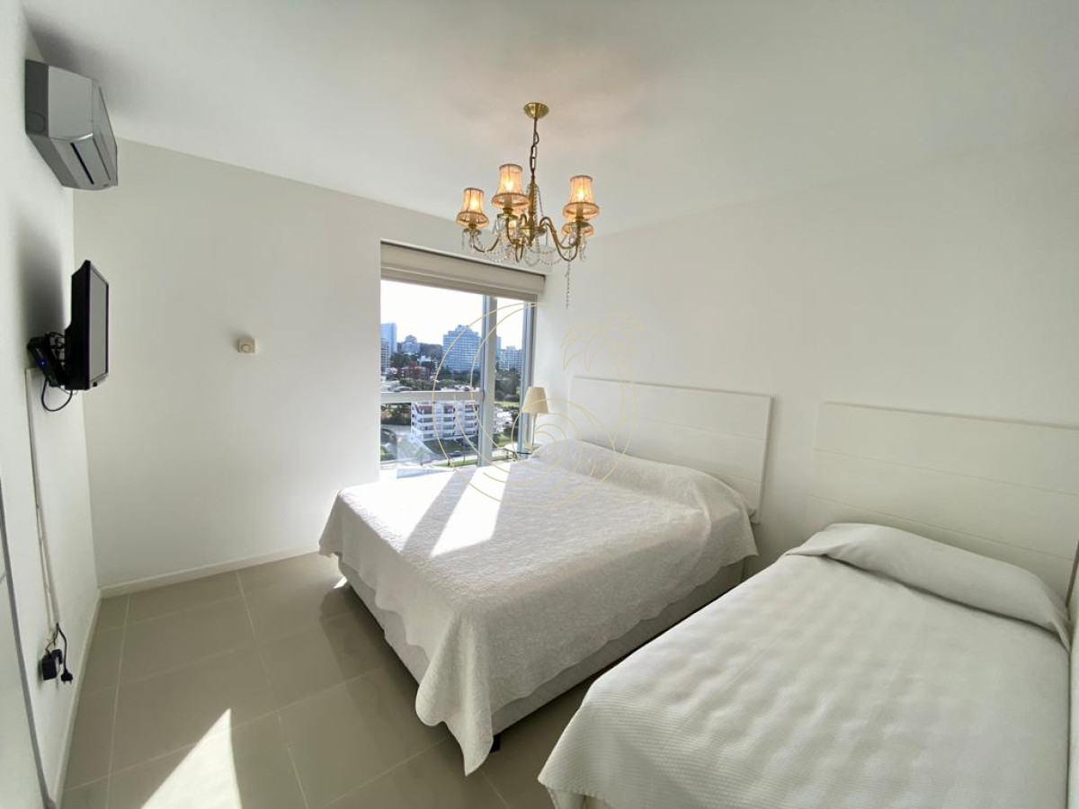 Apartamento ID.21092460 - Dos dormitorios en Playa Brava