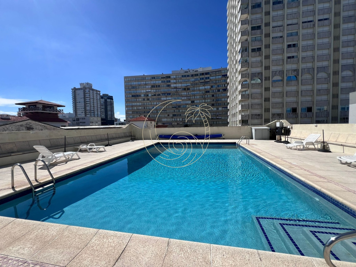 Apartamento ID.21092545 - APTO EN VENTA EN PENINSULA CON VISTA AL MAR DE 2 DORMITORIOS