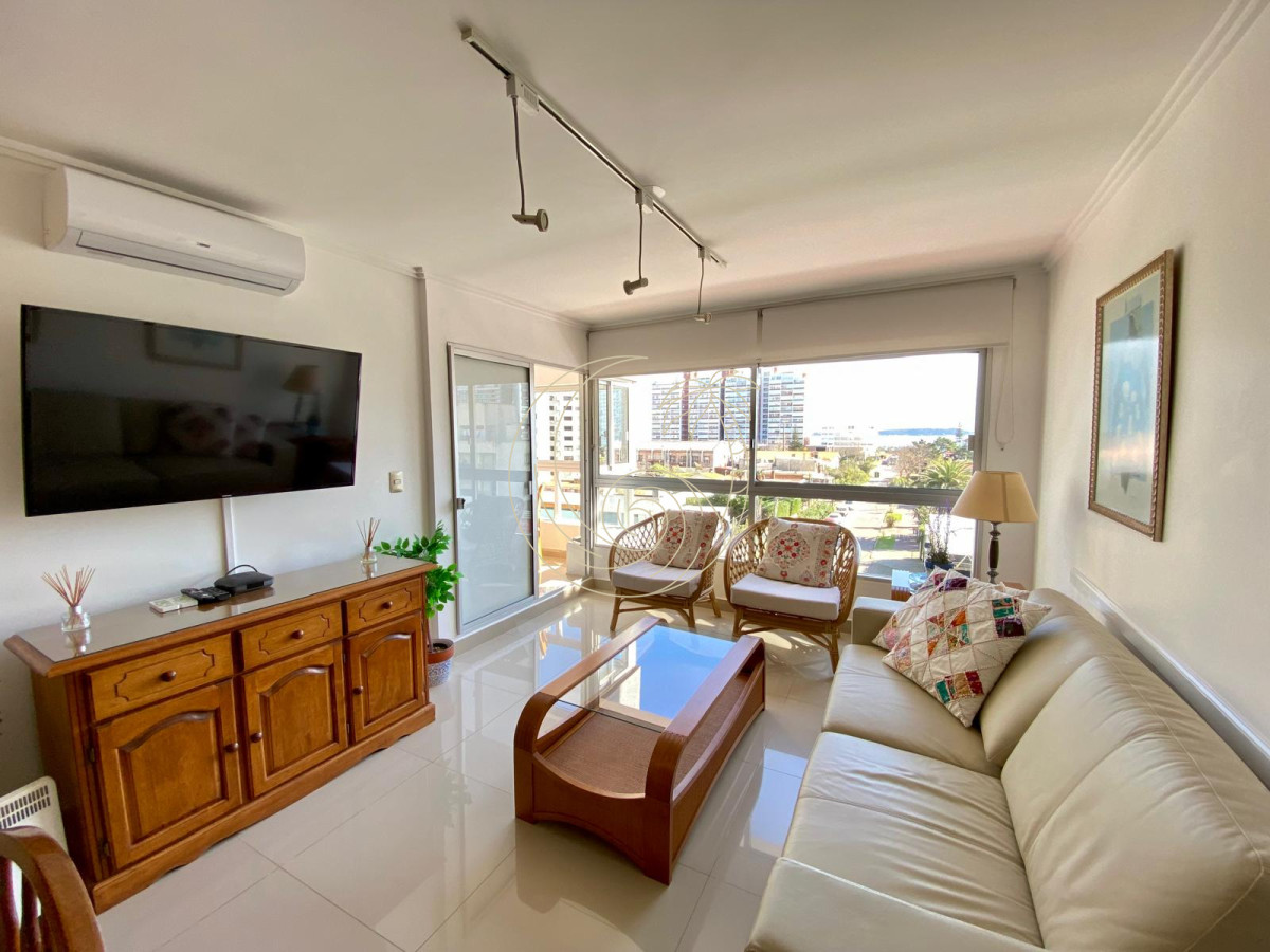 Apartamento ID.21092637 - Triangulo mansa 3 dormitorios 
