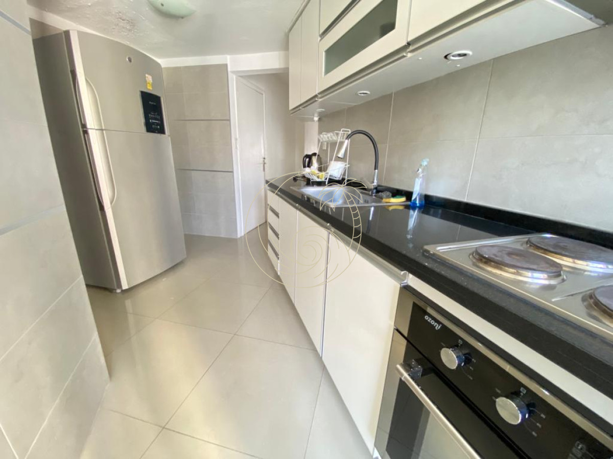 Apartamento ID.21092459 - Apto en Venta Tres dormitorios y tres baños en primera linea de Playa Brava. 