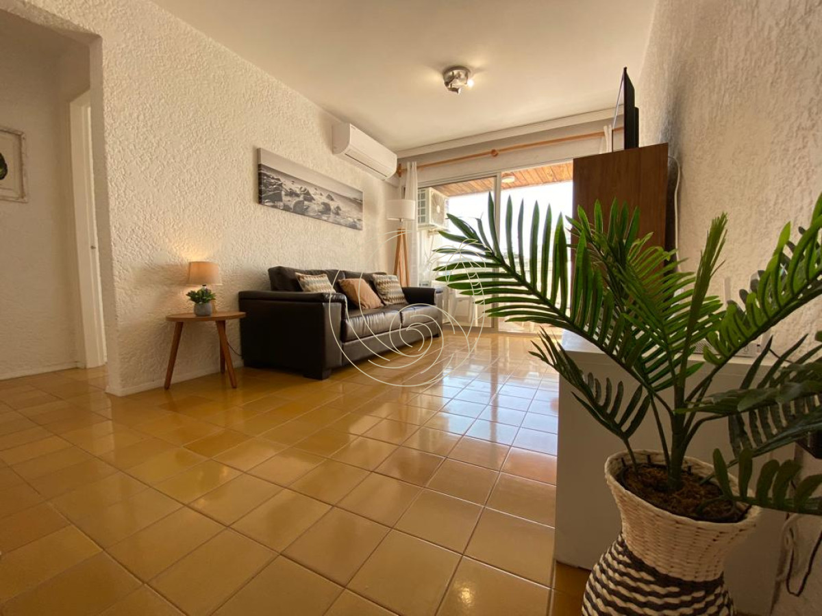Apartamento ID.21092373 - DOS DORMITORIOS EN PRIMERA LINEA DE PLAYA BRAVA, VENTA 