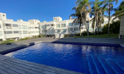 Apartamento de 3 dormitorios en venta en Montoya, La barra.