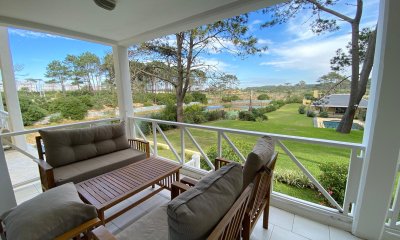 Apartamento de 2 dorm en venta ubicado en la parada 39 de la brava