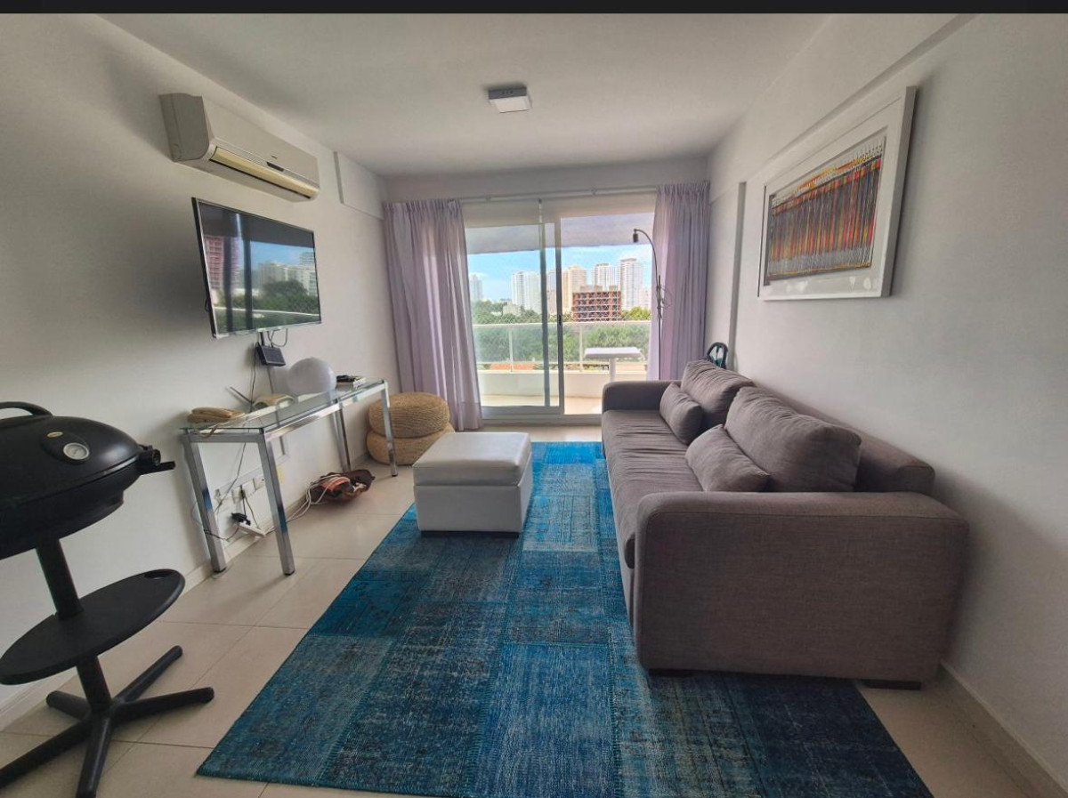 Apartamento en edificio Botavara