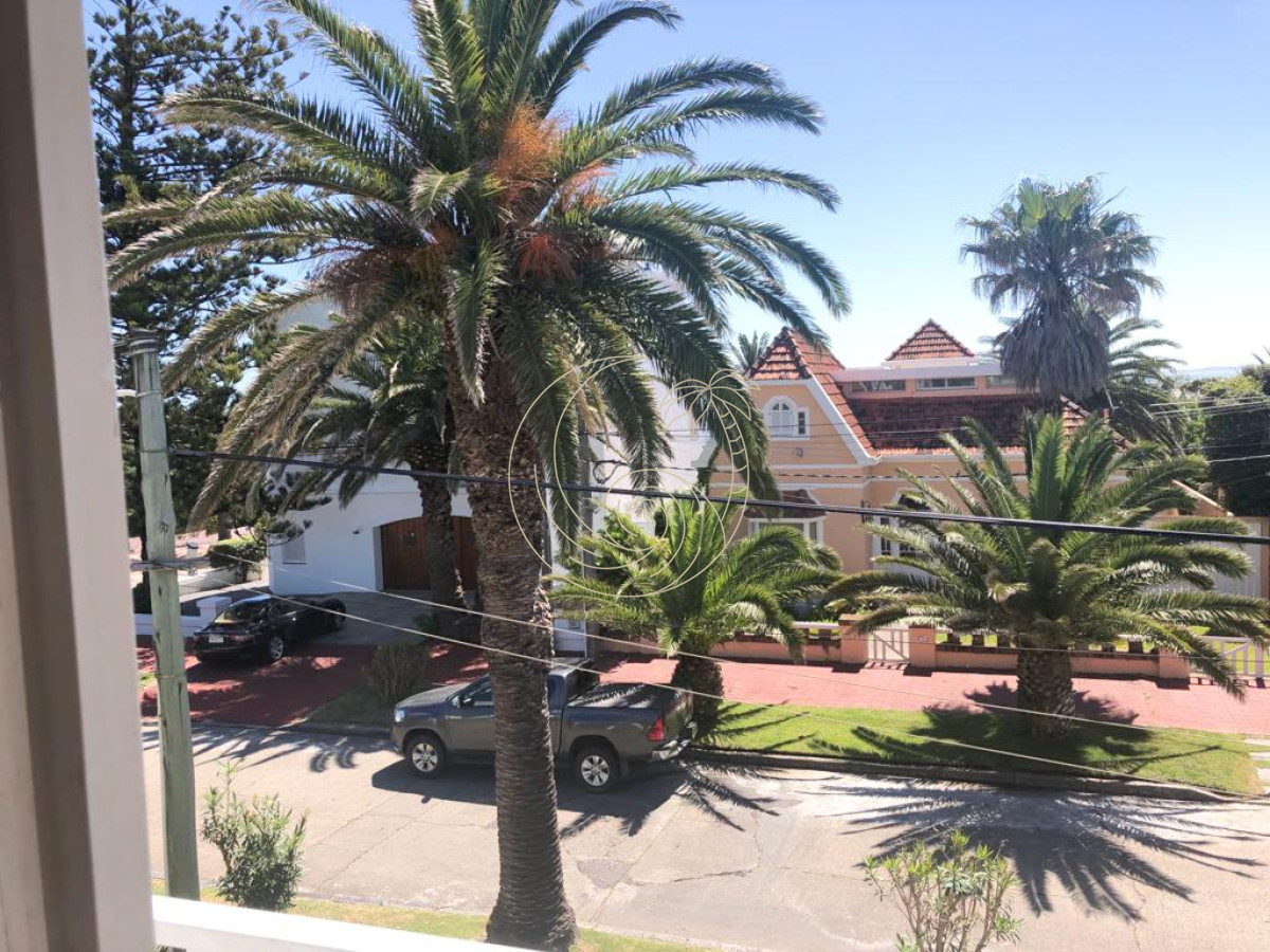 Casa ID.21092146 - Alquiler anual, casa de 4 dormitorios