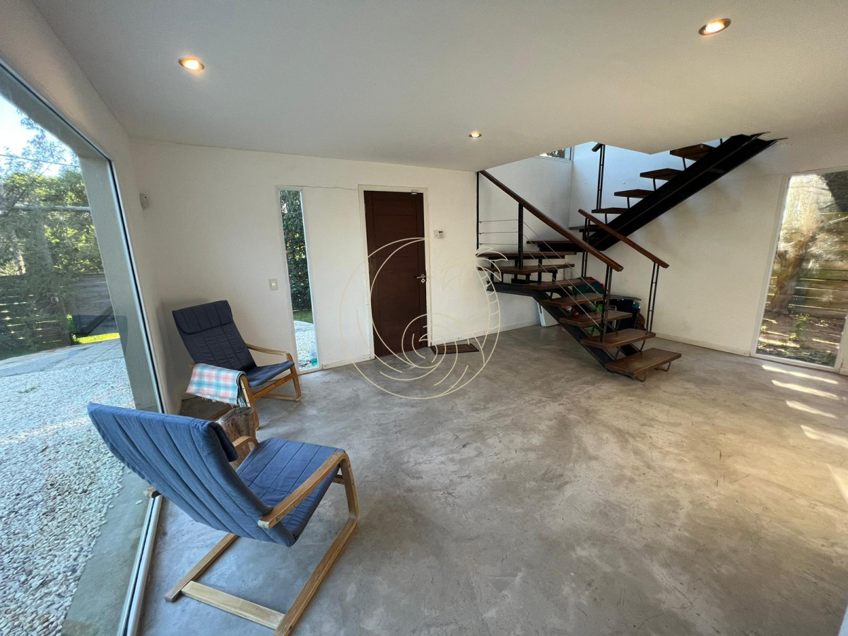 Casa ID.21090871 - Venta de Casa 5 Dormitorios en Balneario Buenos Aires.