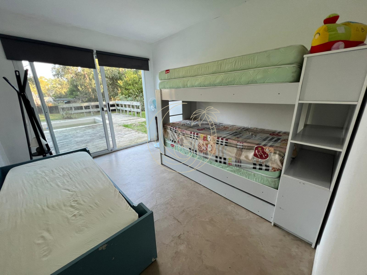 Casa ID.21090871 - Venta de Casa 5 Dormitorios en Balneario Buenos Aires.