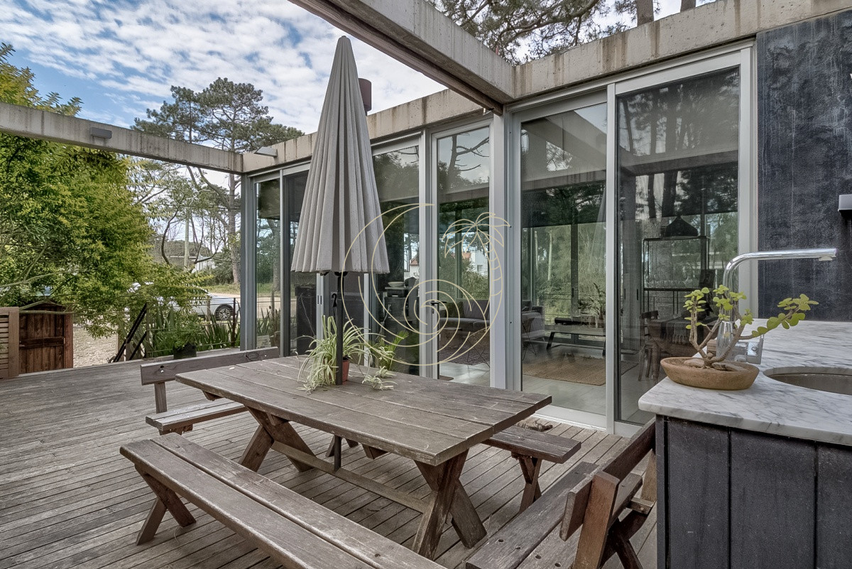 Casa ID.21091307 - Casa En Venta en Montoya a 300 mt2 del mar