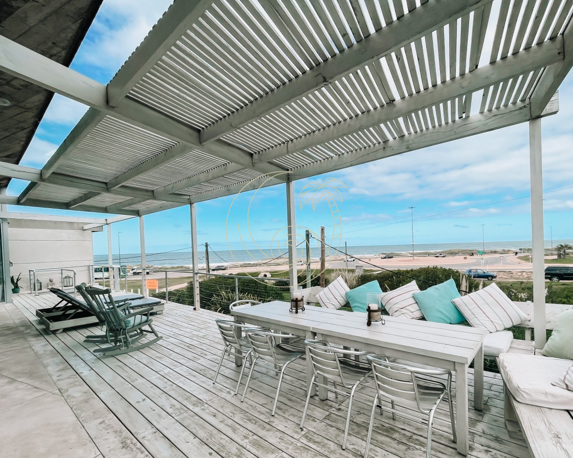 Casa ID.21092449 - CASA FRENTE AL MAR EN EL CHORRO EN VENTA