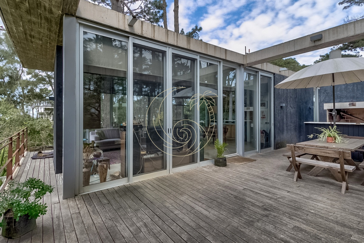 Casa ID.21091307 - Casa En Venta en Montoya a 300 mt2 del mar