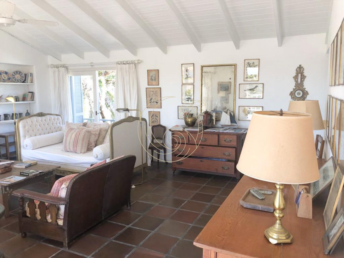 Casa ID.21092146 - Alquiler anual, casa de 4 dormitorios