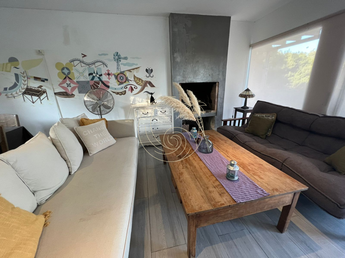 Casa ID.21090871 - Venta de Casa 5 Dormitorios en Balneario Buenos Aires.