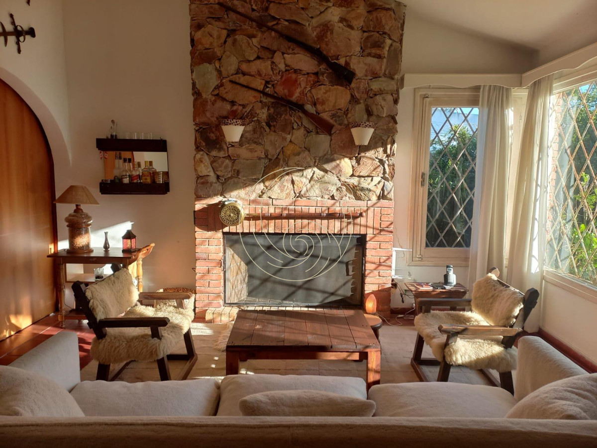 Casa ID.21092675 - Alquiler Casa Cantegril