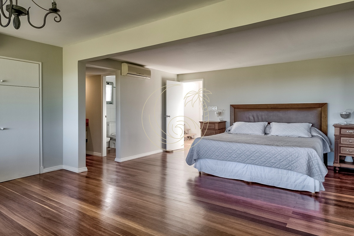 Casa ID.21090874 - CASA EN VENTA PRIMERA LINEA AL MAR , BALNEARIO BS
