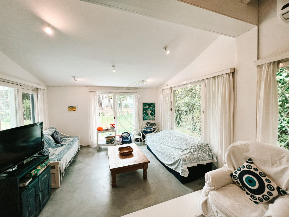 Casa ID.21091935 - Casa en Venta de 4 dormitorios en el Golf, Punta del Este!
