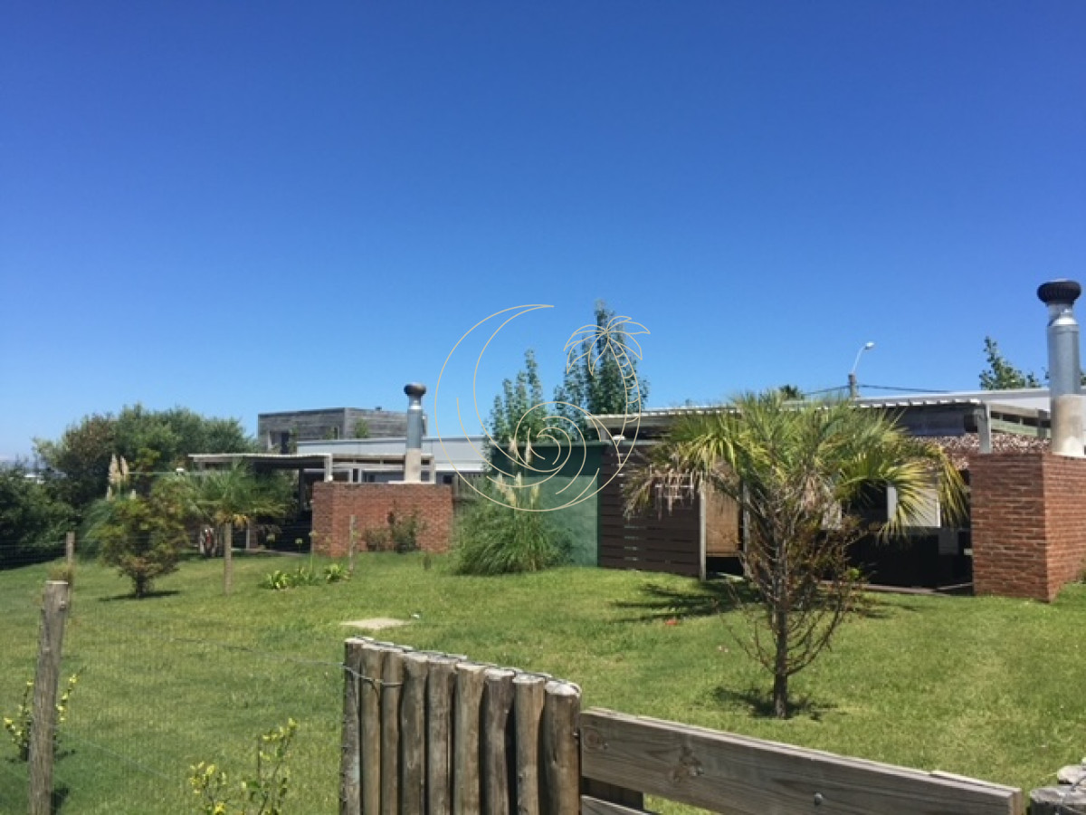 Casa ID.21091875 - Casa en Altos de Punta Piedras - Manantiales