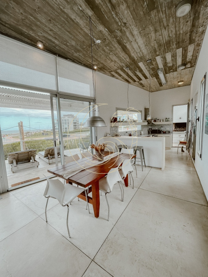 Casa ID.21092449 - CASA FRENTE AL MAR EN EL CHORRO EN VENTA