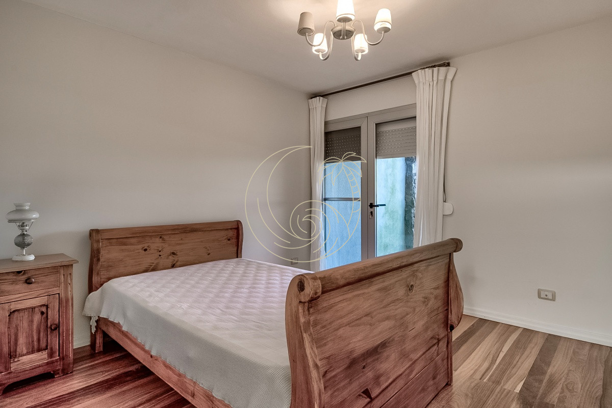 Casa ID.21090874 - CASA EN VENTA PRIMERA LINEA AL MAR , BALNEARIO BS