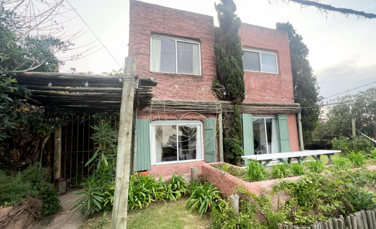 Casa ID.21092450 - CASA EN VENTA DE 5 DORM EN LA BARRA A 250 MTS DEL MAR