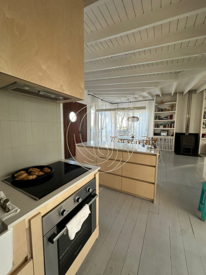 Casa ID.21093186 - CASA EN VENTA FRENTE AL MAR, EN SAN VICENTE - BARRIO SEMI PRIVADO