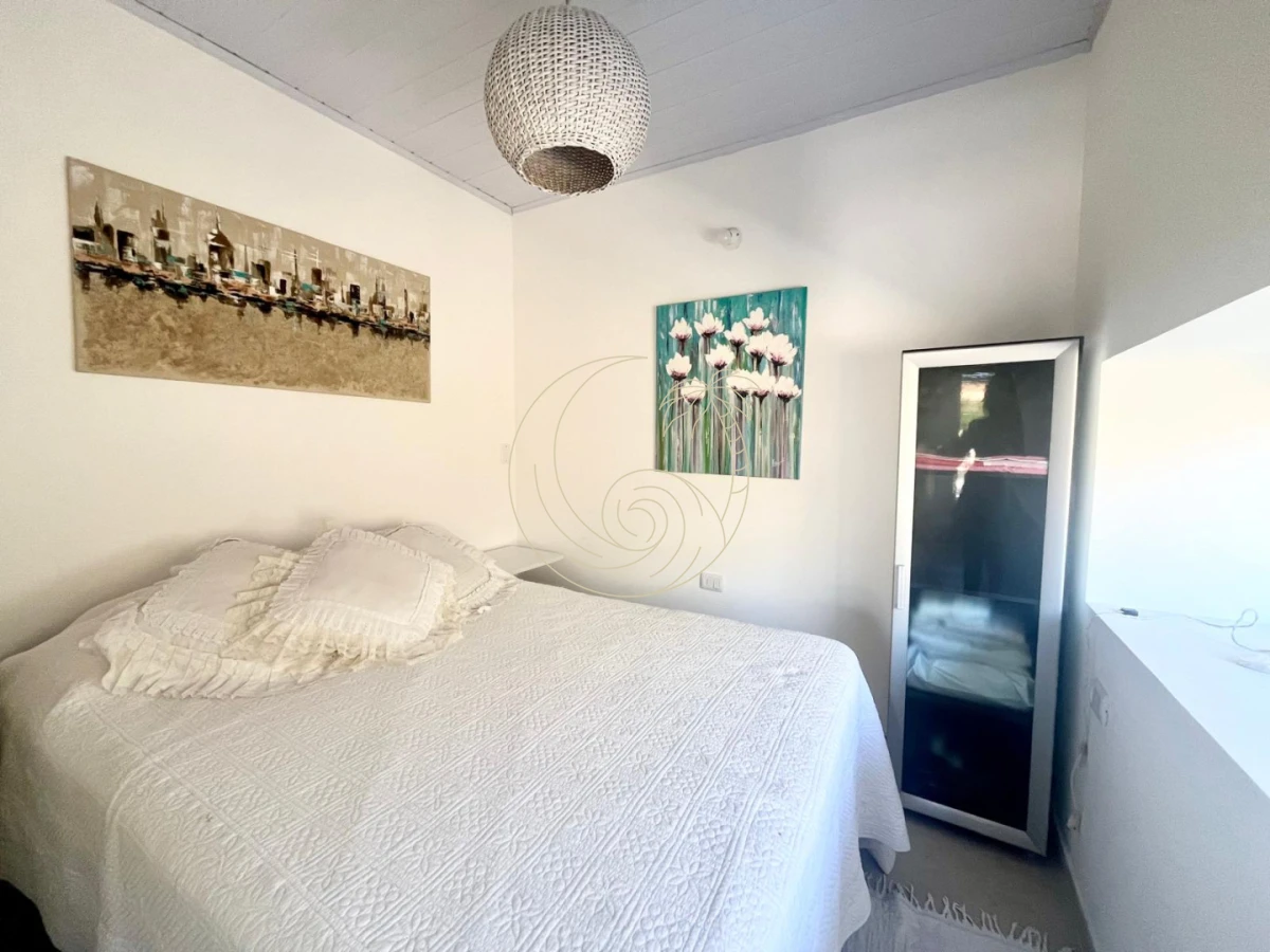 Casa ID.21093169 - Loft en Alquiler Anual en El Chorro a 100 mts del mar.