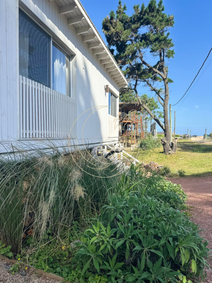 Casa ID.21093186 - CASA EN VENTA FRENTE AL MAR, EN SAN VICENTE - BARRIO SEMI PRIVADO