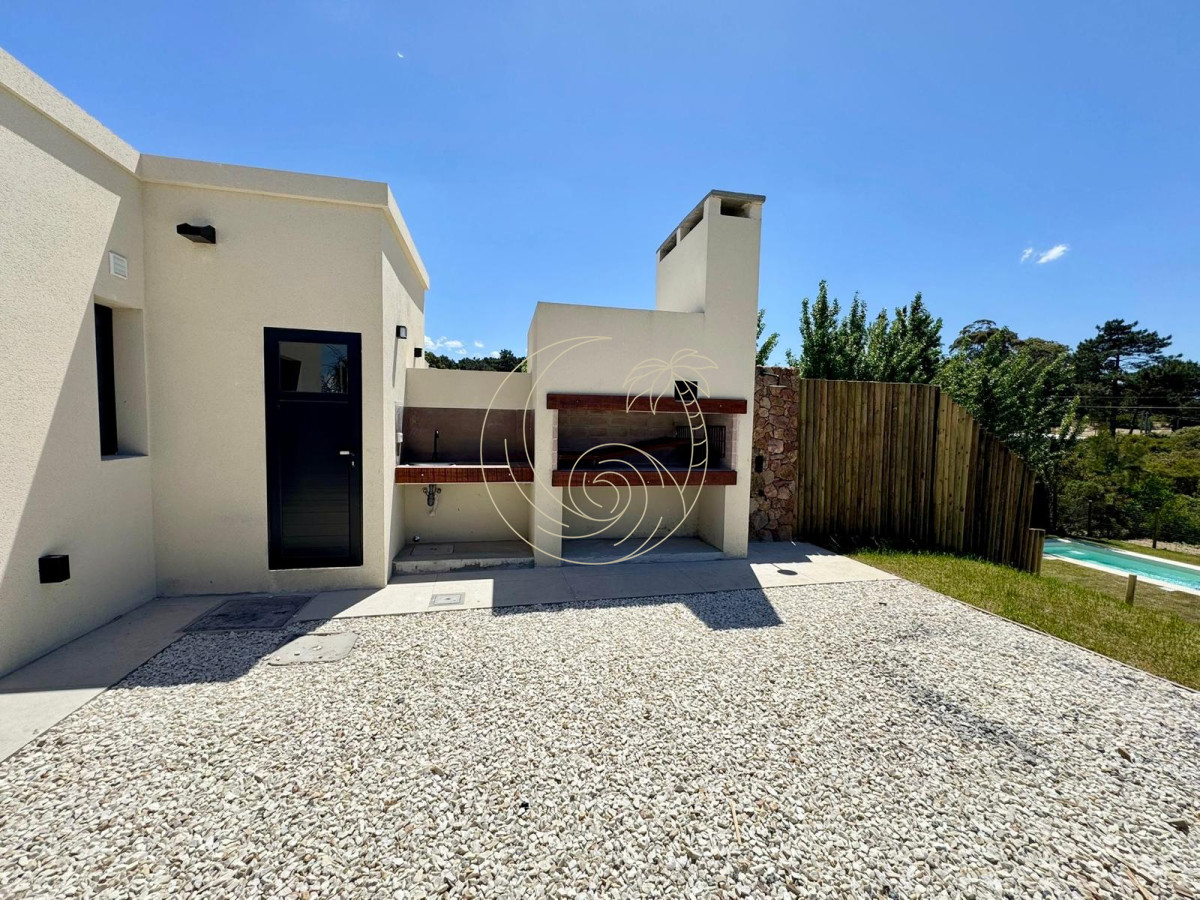 Casa ID.21093112 - Venta de Casa a Estrenar en Tio Tom con Piscina Climatizada.