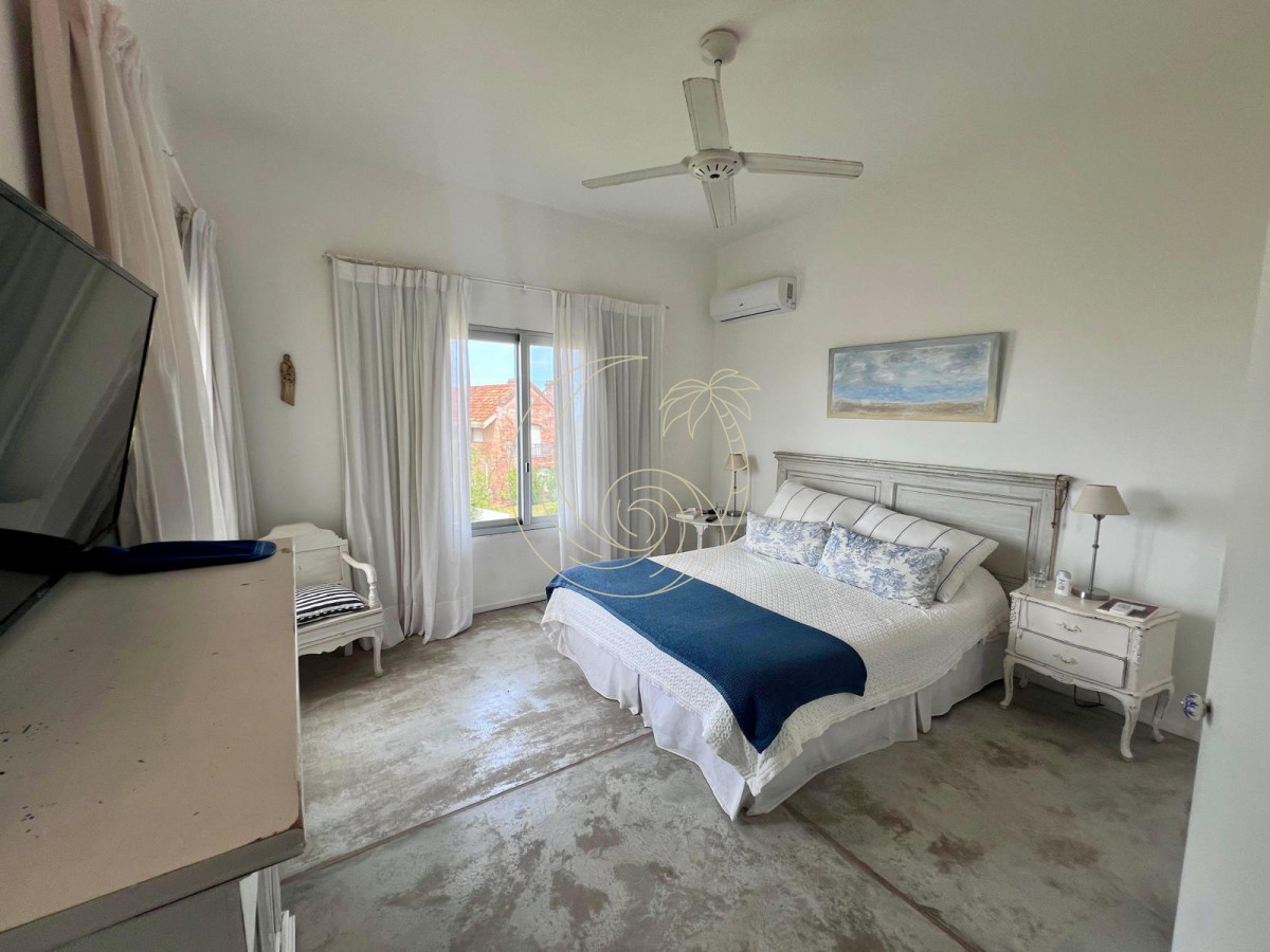 Casa ID.21093077 - Excelente casa con vista al mar, frente a Montoya 