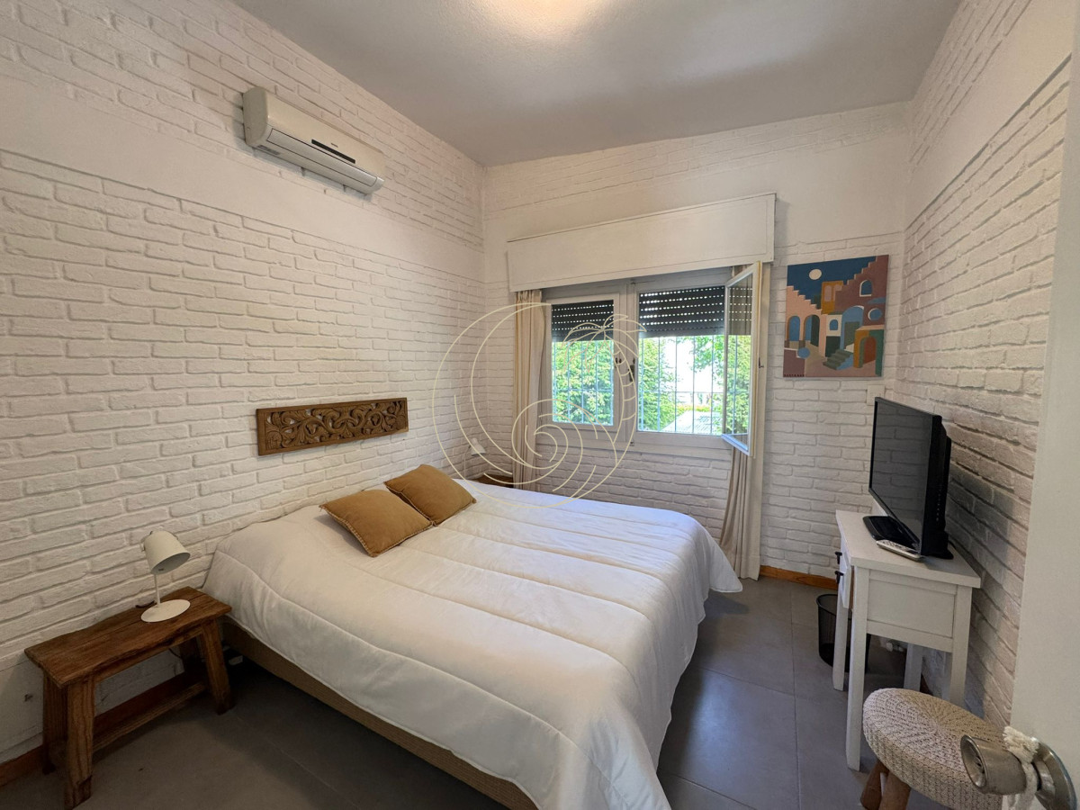 Casa ID.21093130 - Alquiler Anual, casa parada 14, Mansa - Punta del Este