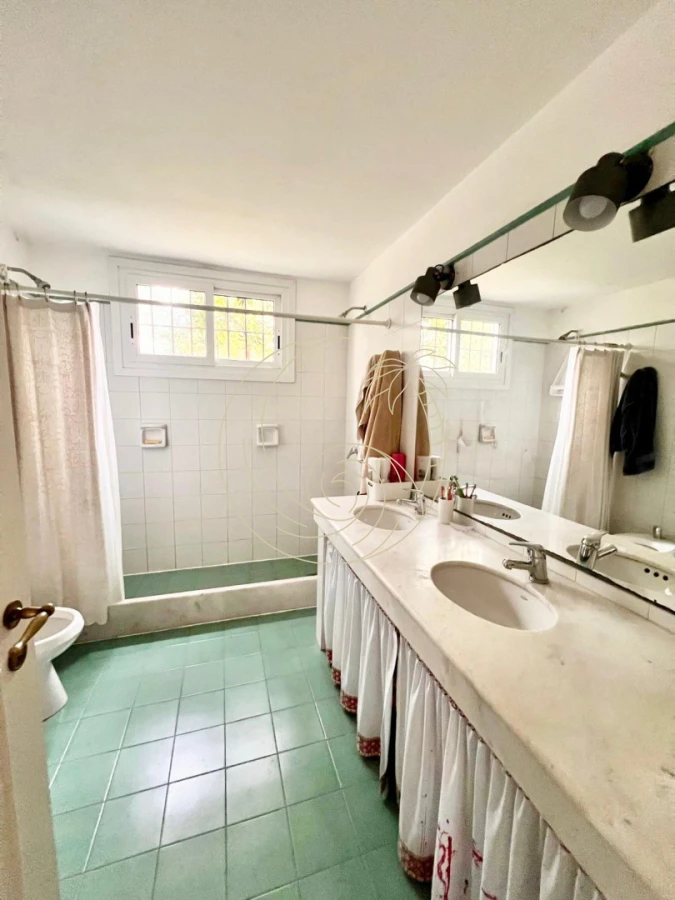 Casa ID.21093236 - Alquiler de temporada en el centro de La Barra, a pasos del mar.