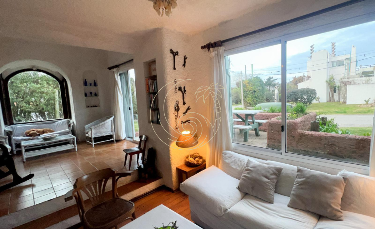 Casa ID.21092450 - CASA EN VENTA DE 5 DORM EN LA BARRA A 250 MTS DEL MAR