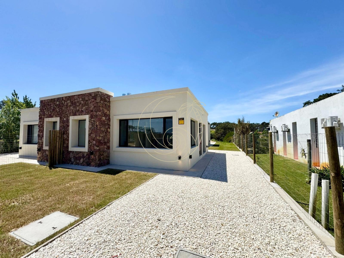 Casa ID.21093112 - Venta de Casa a Estrenar en Tio Tom con Piscina Climatizada.