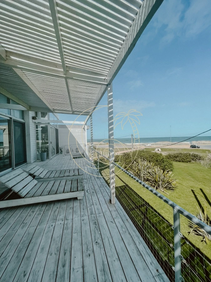 Casa ID.21092449 - CASA FRENTE AL MAR EN EL CHORRO EN VENTA