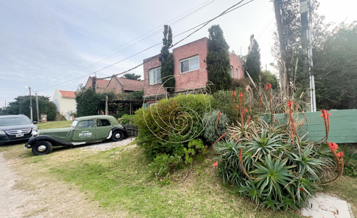 Casa ID.21092450 - CASA EN VENTA DE 5 DORM EN LA BARRA A 250 MTS DEL MAR