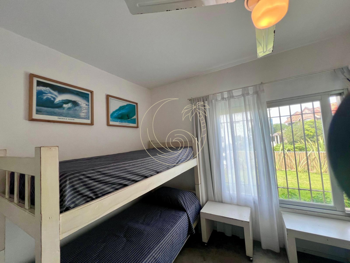 Casa ID.21093077 - Excelente casa con vista al mar, frente a Montoya 