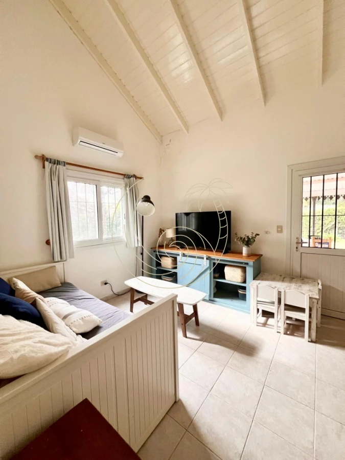 Casa ID.21093236 - Alquiler de temporada en el centro de La Barra, a pasos del mar.