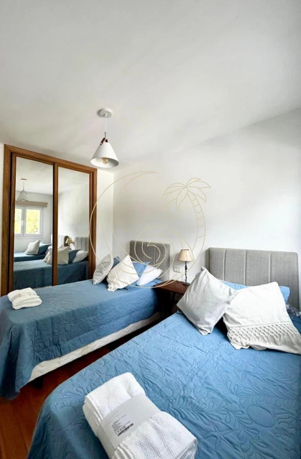 Casa ID.21093138 - Excelente Casa en El Tesoro en Alquiler Temporal a 100 mts del mar.