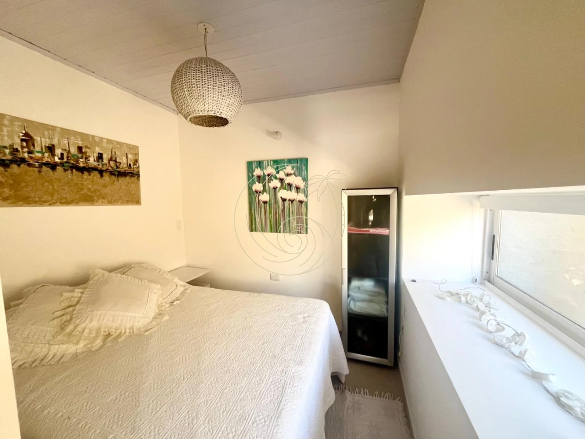 Casa ID.21093169 - Loft en Alquiler Anual en El Chorro a 100 mts del mar.