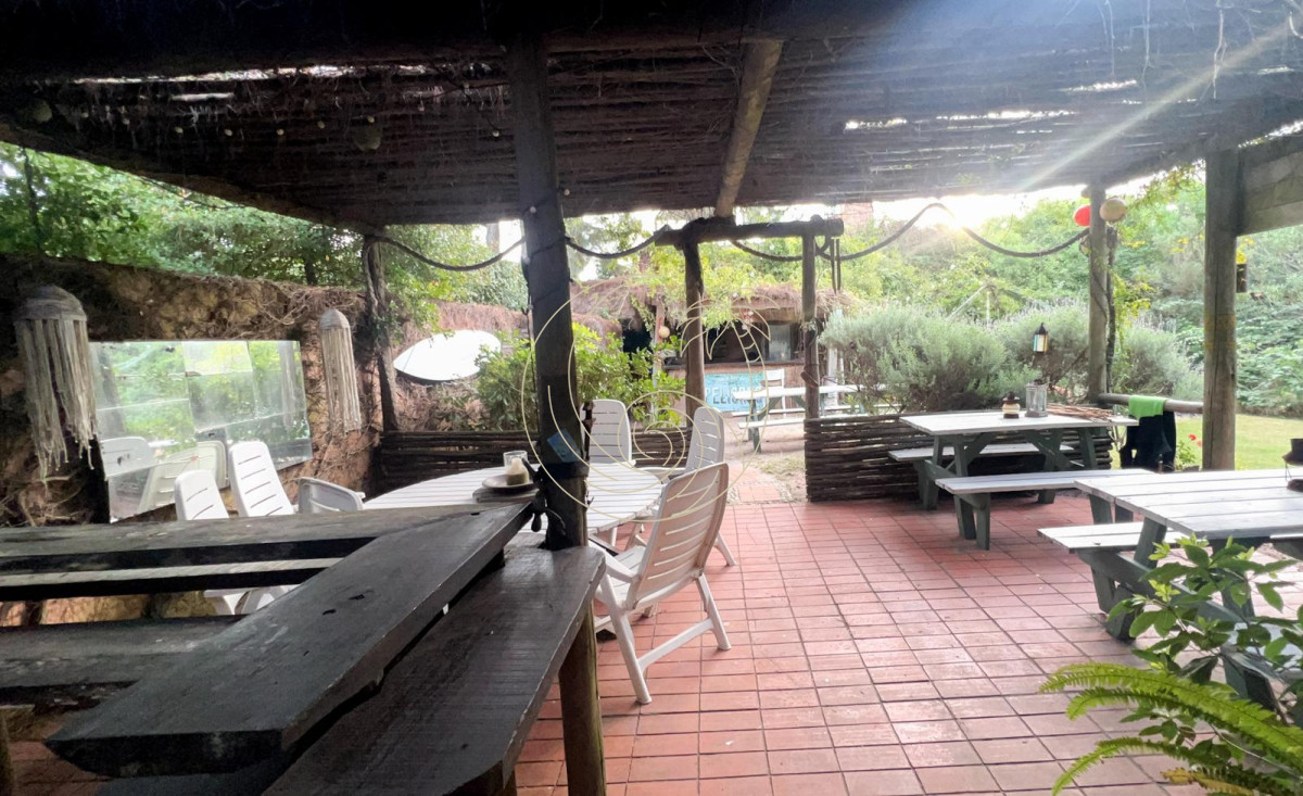 Casa ID.21092450 - CASA EN VENTA DE 5 DORM EN LA BARRA A 250 MTS DEL MAR