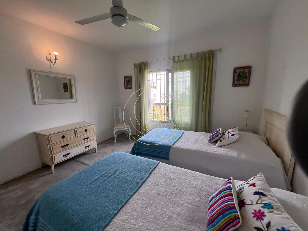Casa ID.21093077 - Excelente casa con vista al mar, frente a Montoya 